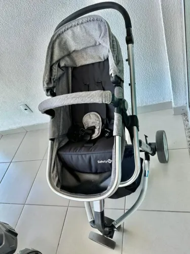 Carrinho + Bebê Conforto (Travel System Mobi Trio Safety 1st)