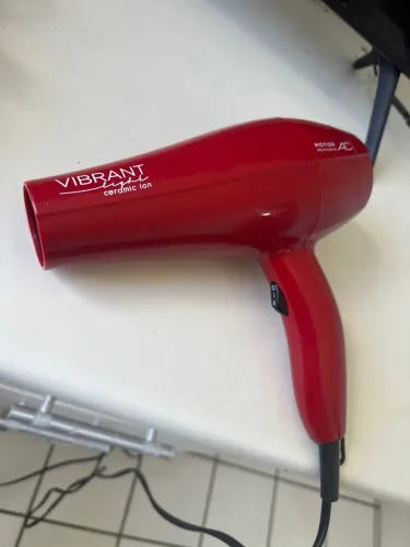 Secador de cabelo Vibrant Light Ceramic Íon