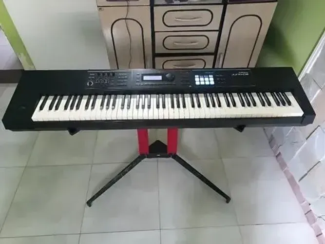 Roland Juno ds 88