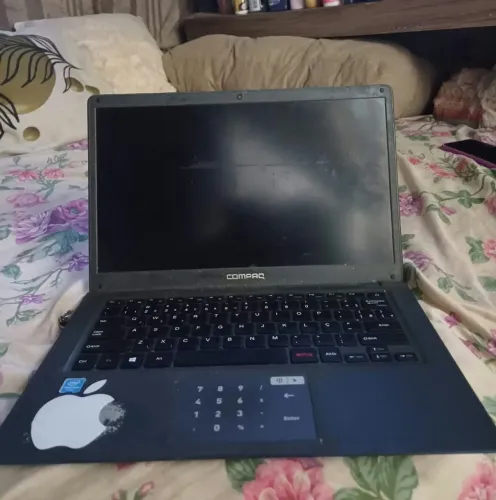 Notebook Compaq CQ-25 sem carregador e SSD