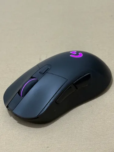 Mouse g703 com caixa e acessórios
