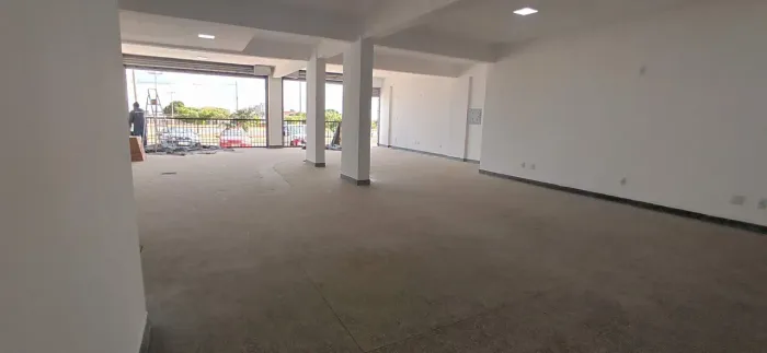 Aluga-se loja comercial 150mts Samambaia sul 