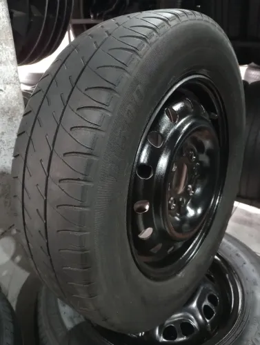 Roda estepe Fiat aro 13 roda e pneu pronto furação 4x98 original Fiat Palio uno Siena