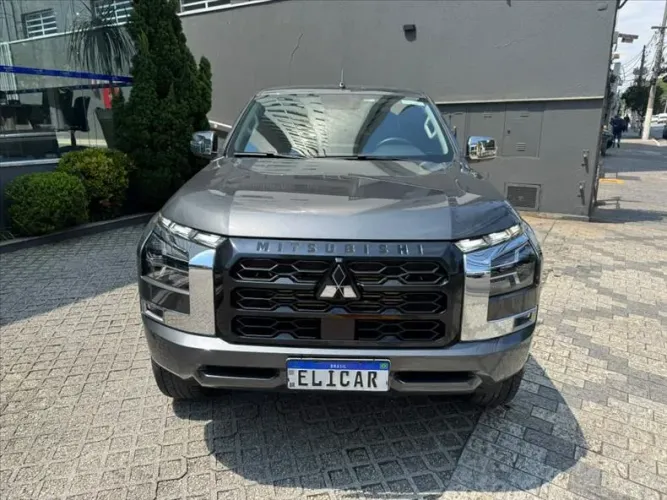 Mitsubishi TRITON HPE 2.4 CD 4X4 TB Diesel Aut. 2026