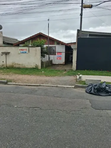 CASA A VENDA PINHEIRINHO