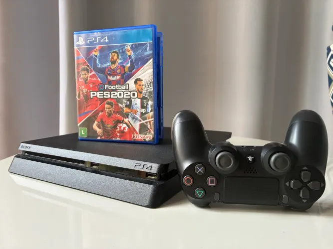 PlayStation 4 Slim 1Tb ótimo estado 