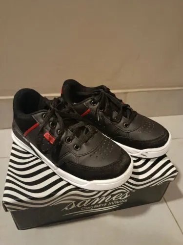 Tênis infantil 33
