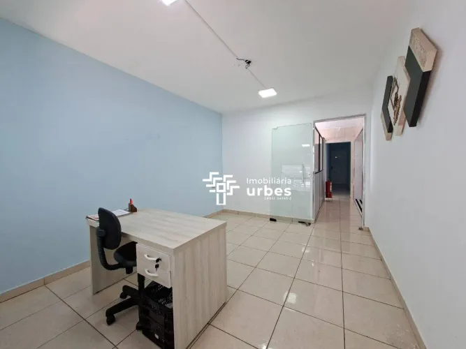 Casa para alugar, 324 m² por R$ 5.647/mês - Jardim Ipiranga - Americana/SP