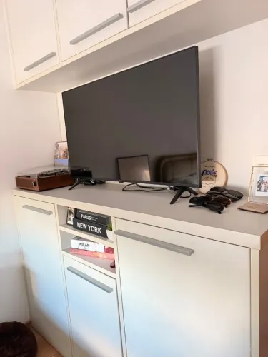 Smart TV LG 43" 4K Ultra HD - Impecável / Sem Uso (Com Nota Fiscal)