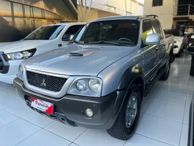 Mitsubishi L200 Outdoor GLS 2.5 4X4 CD TDI Diesel 2012