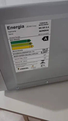 Micro-ondas muldial novo na caixa