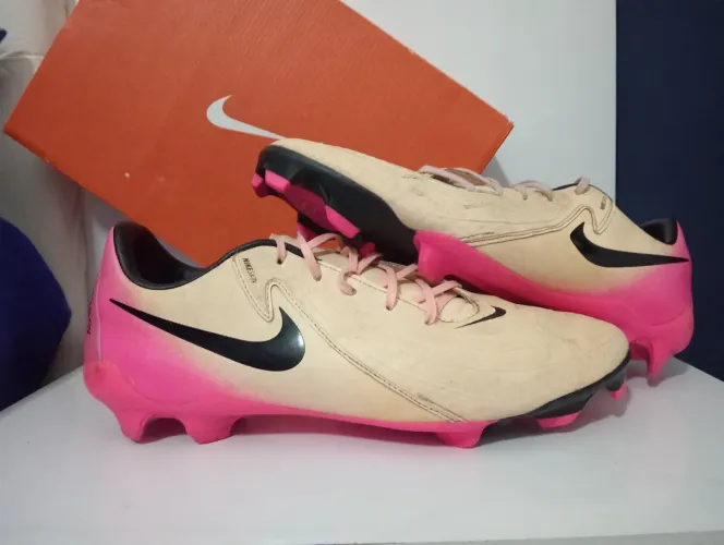Vendo Chuteira Nike Phantom GX II Academy Campo