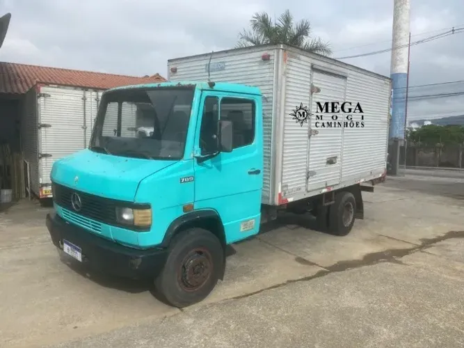 MB 709 Bau