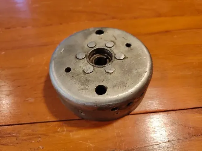 Volante Do Magneto Yamaha Dt 180 - Original