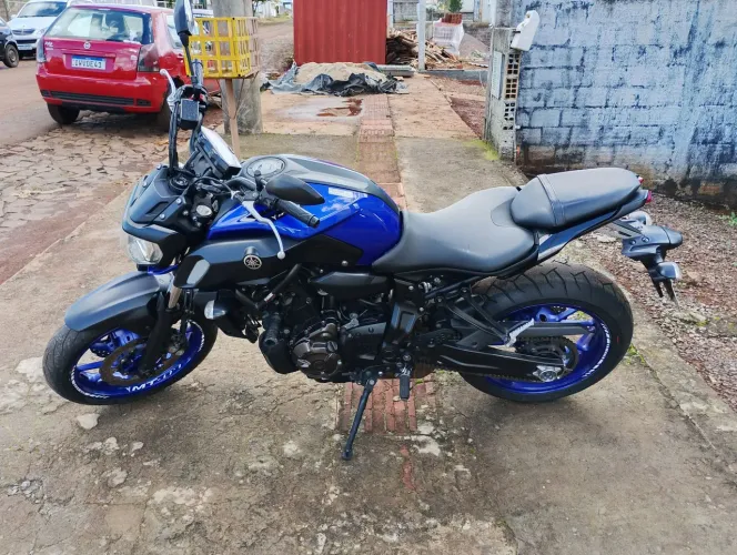 MT. 07 2019 azul impecável