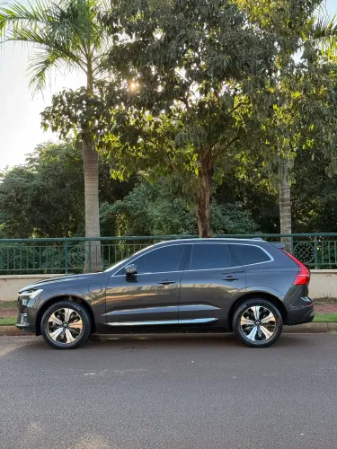 Volvo XC-60 T-8 Plus 2.0 AWD (híbrido) 2023
