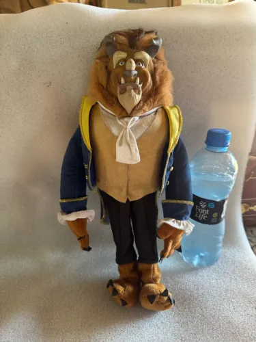 Boneco de monstro vintage da Disney a bela e a fera