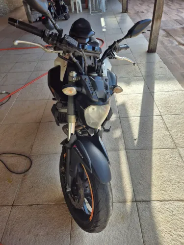 Yamara MT07