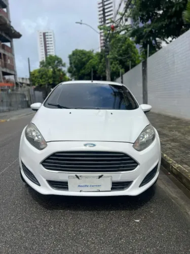 Ford Fiesta 1.5 16V Flex Mec. 5P 2015