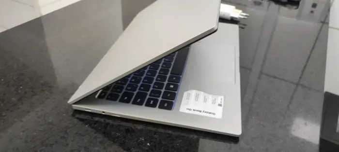 Samsung Galaxy Book Go - Negociável