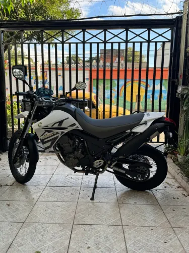 YAMAHA XT 660R