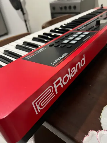 Piano Roland XPS10x Uma máquina boa e linda pra você !