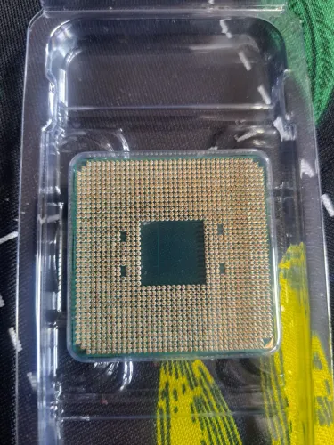 Processador ryzen 7 5700x novo sem uso