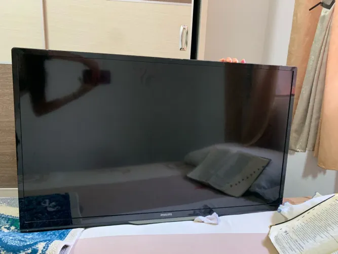 TV Philips 39? LED Full HD Smart TV com Wi-Fi - Modelo 39PFL4508G/78