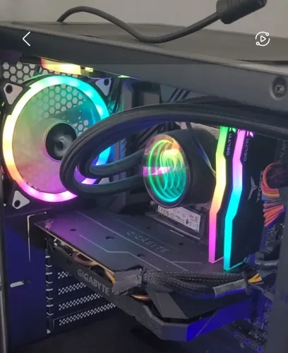 Placa de Vídeo Gigabyte GeForce RTX 2060 6GB Windforce - Excelente Estado
