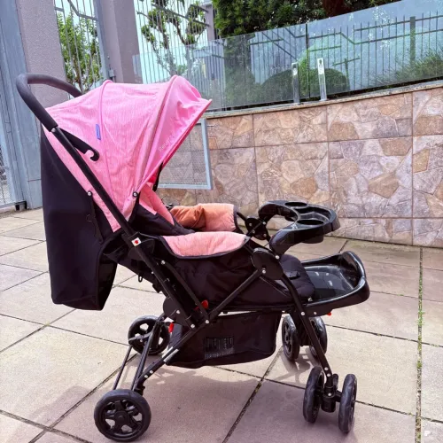 Carrinho de bebê Cosco Reverse menina