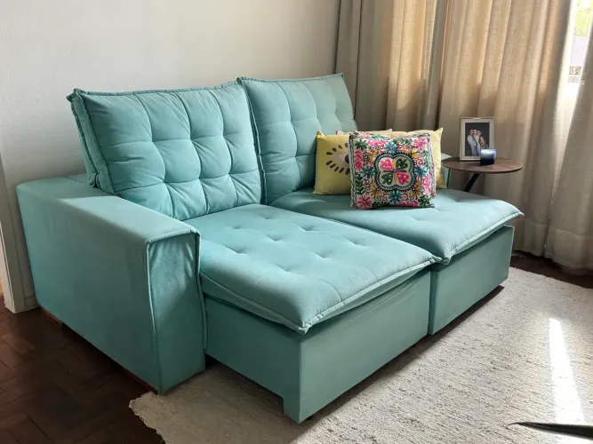 Sofá retrátil semi novo (LINDO)