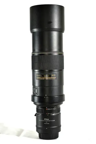 Vendo nikon 300mm F4 AFS ED + TC2x III