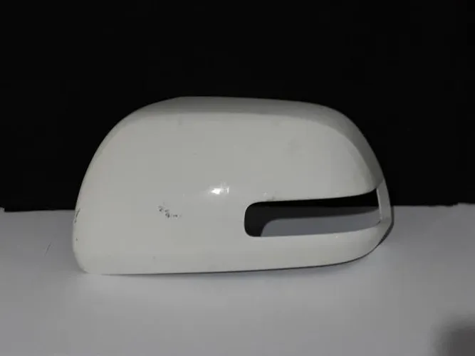 Capa Retrovisor Hilux 12/15 Esquerdo c/furo pisca