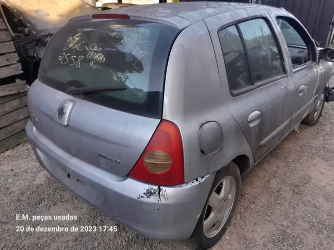 Sucata para retirada de peças Renault Clio 2007