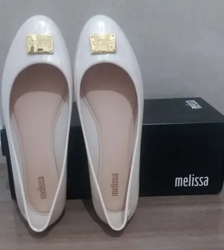 Sapatilha Feminina Melissa.