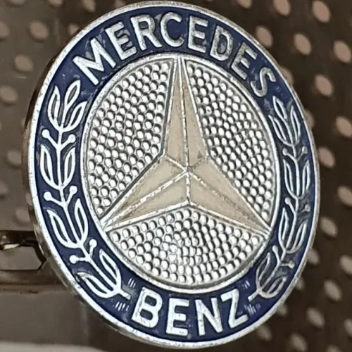 Para Coleção Mercedes Emblema Original Real do Capô das R/C107 mais novas. - 1 - R$3.000,0