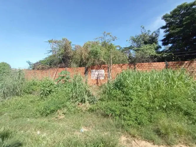 R. TEN. LAURO LOURIVAL LOPES - BAIRRO: VALE QUEM TEM