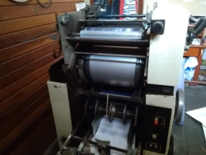 Venda de peças da Maquina Davidson com saída de corrente antiga