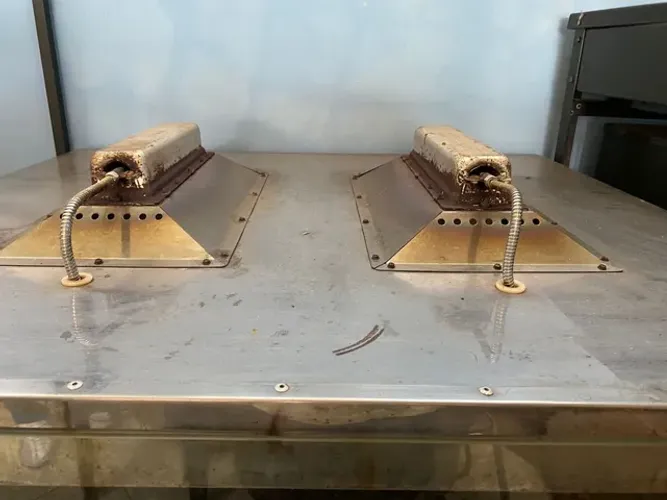 Forno Venâncio gás 4 pedras refratárias e gratinador infravermelho 3X