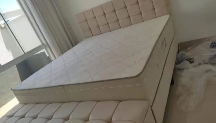 Cama Box Queen com Cabeceira e recamier 