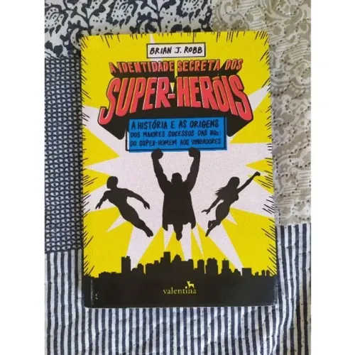 Livro A História Secreta dos Super Heróis