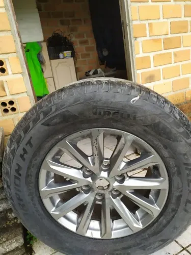 Roda c/Pneu Aro 18 L200 2018 a 2021 Original