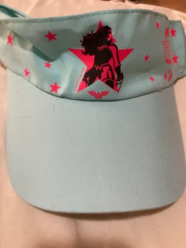 Viseira Oficial Mulher-Maravilha (Wonder Woman) - DC Comics - Azul Claro/Rosa