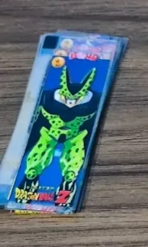 Lote com 23 figurinhas Dragon Ball Z album cinza chicle Bond