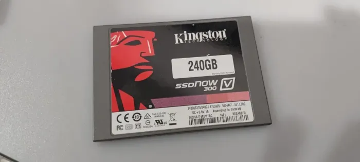 hd ssd 240g Kingston (usado funcionando 100%