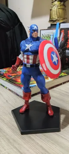 Capitão América Série Comics Art Scale 1/10 (Versão Exclusiva) Iron Studios