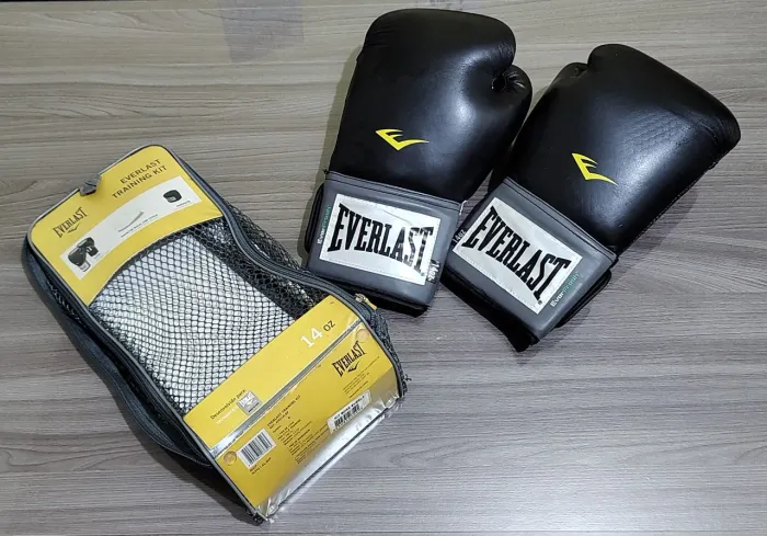 Luva de boxe Everlast 14oz - Excelente!!