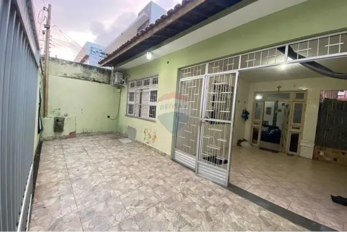 Casa com 4 suítes no Grageru Aracaju/SE | Segurança, conforto e localização privilegiada!