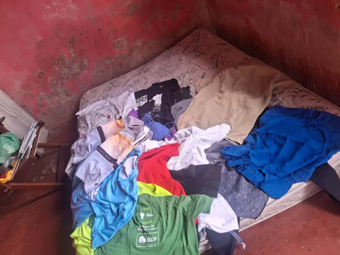 Lote de roupas masculino 