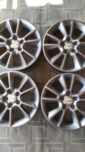Rodas Aro 17 Vectra elite cinco furos 